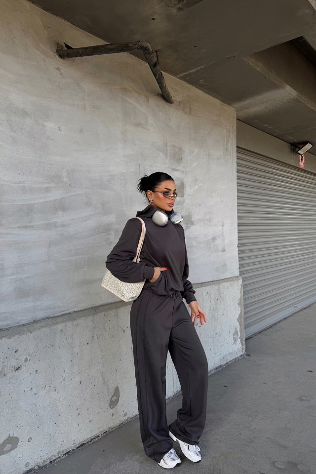 Antrasit Agostina Takım ATE-1972 