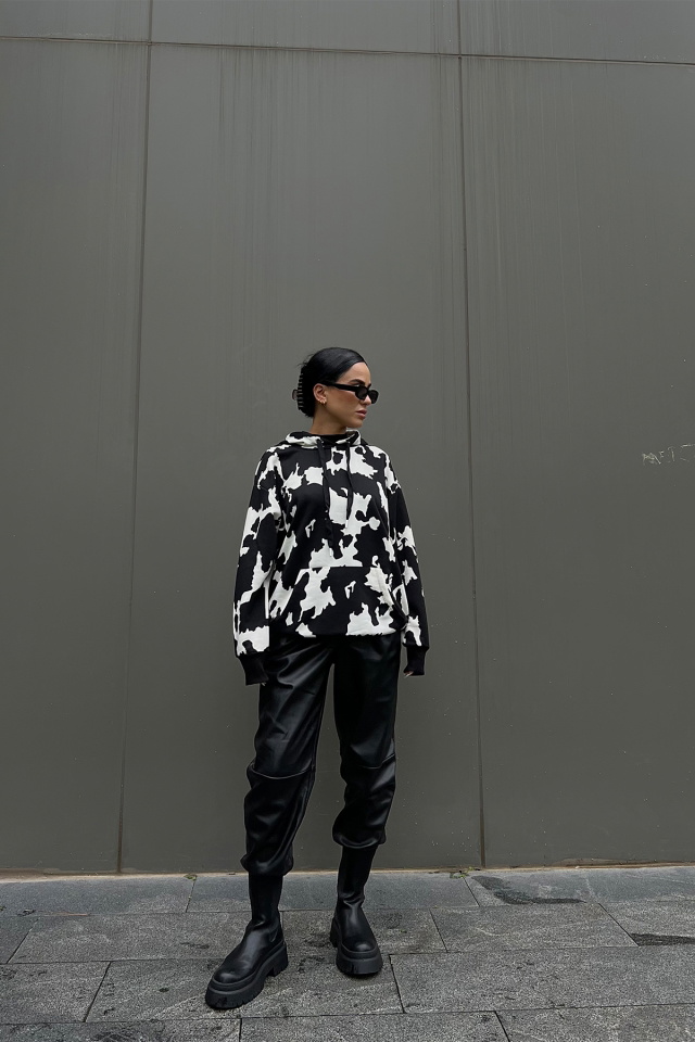 Batic Pattern Hooded Sweat ATE2049 - 2