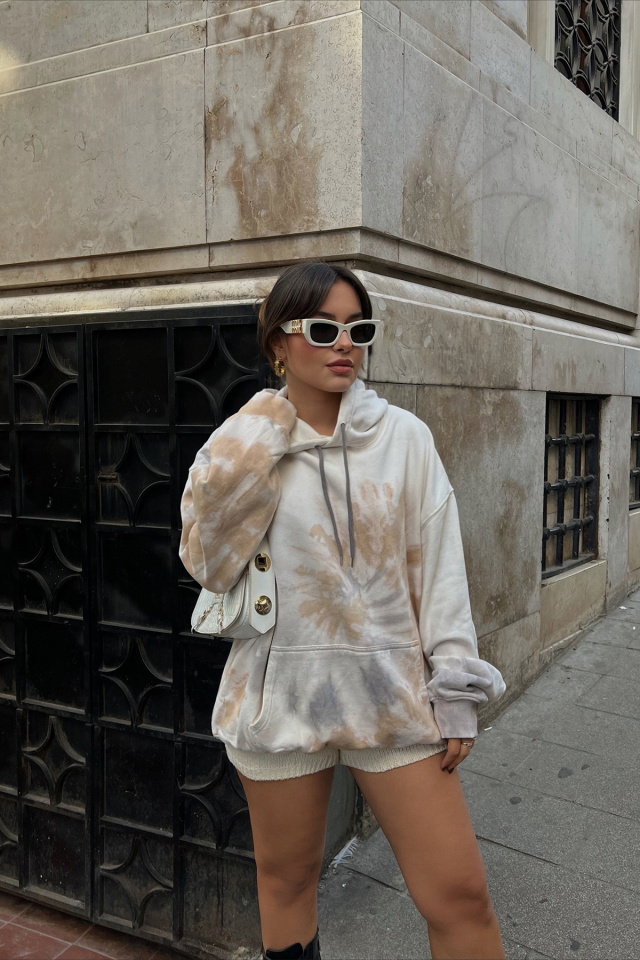Batic Pattern Hooded Sweat ATE2338 - 1