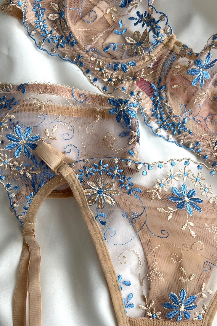 Beige Garter Flower Underwire Set ATE4467 - EYYO