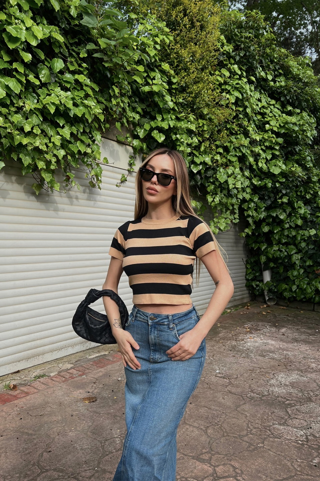 Bej Bisiklet Yaka Crop Top ATE6827 -