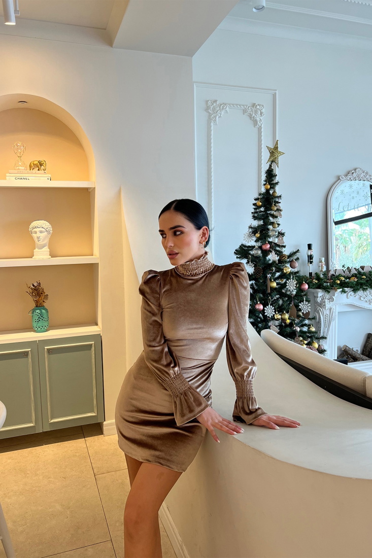 Bej Boğazlı Mini Elbise ATE2873 - EYYO