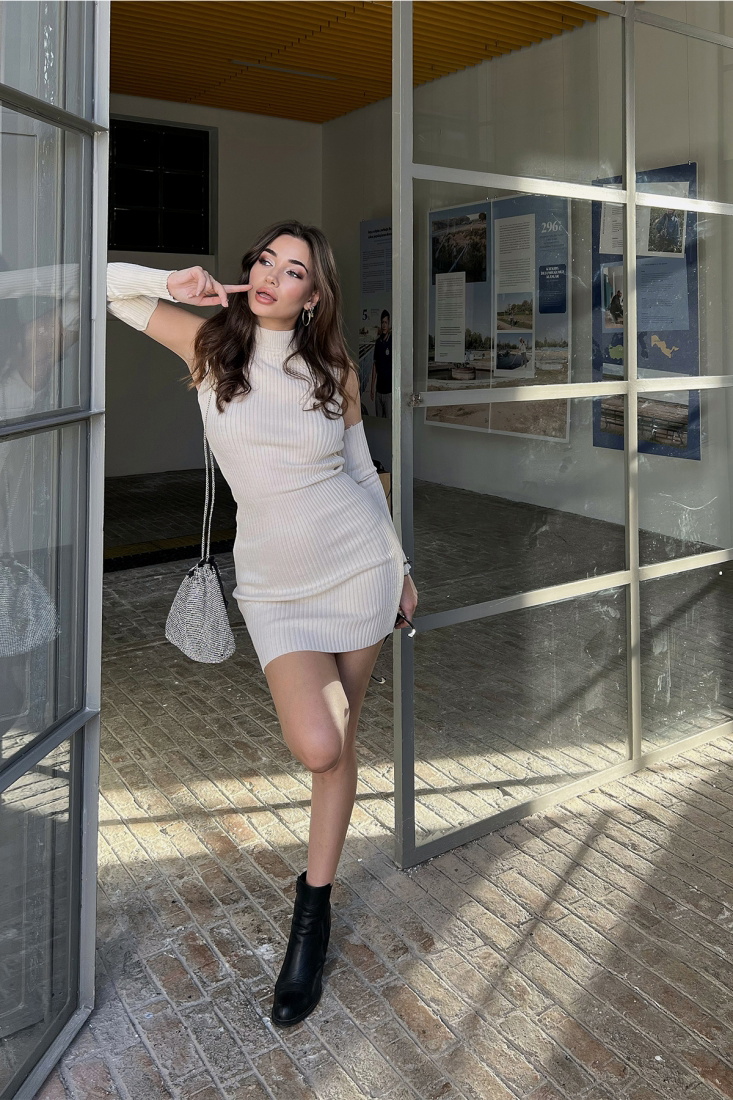 Bej Boğazlı Triko Mini Elbise ATE3105 - EYYO