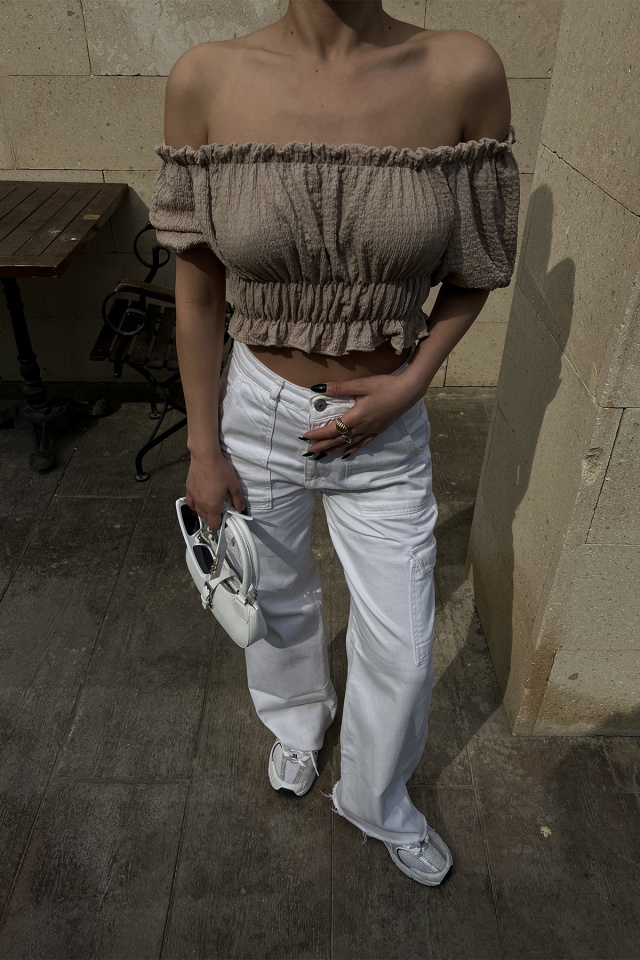 Bej Düşük Kol Crop Top ATE4489