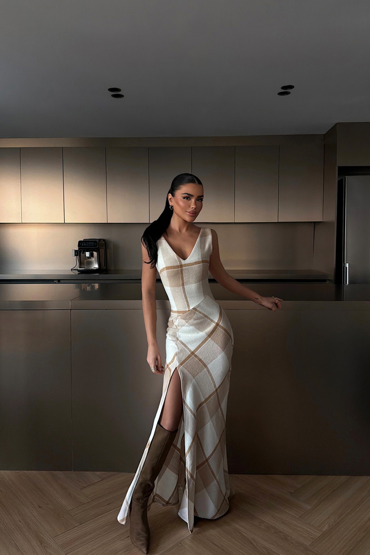 Briar Yırtmaçlı Ekose Uzun Elbise ATE-4222 - EYYO