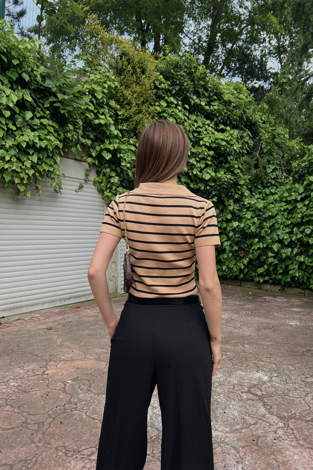Bej Gömlek Yaka Crop Top