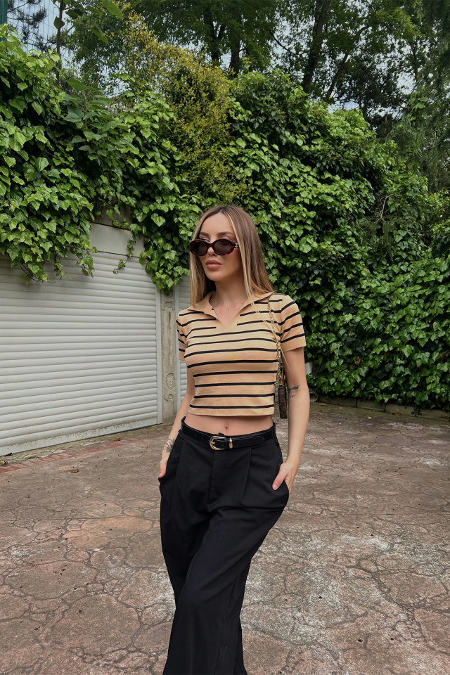 Bej Gömlek Yaka Crop Top