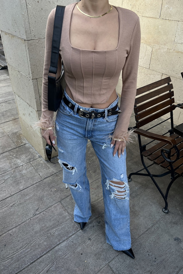 Bej Kare Yaka Crop Top ATE3692 - 2