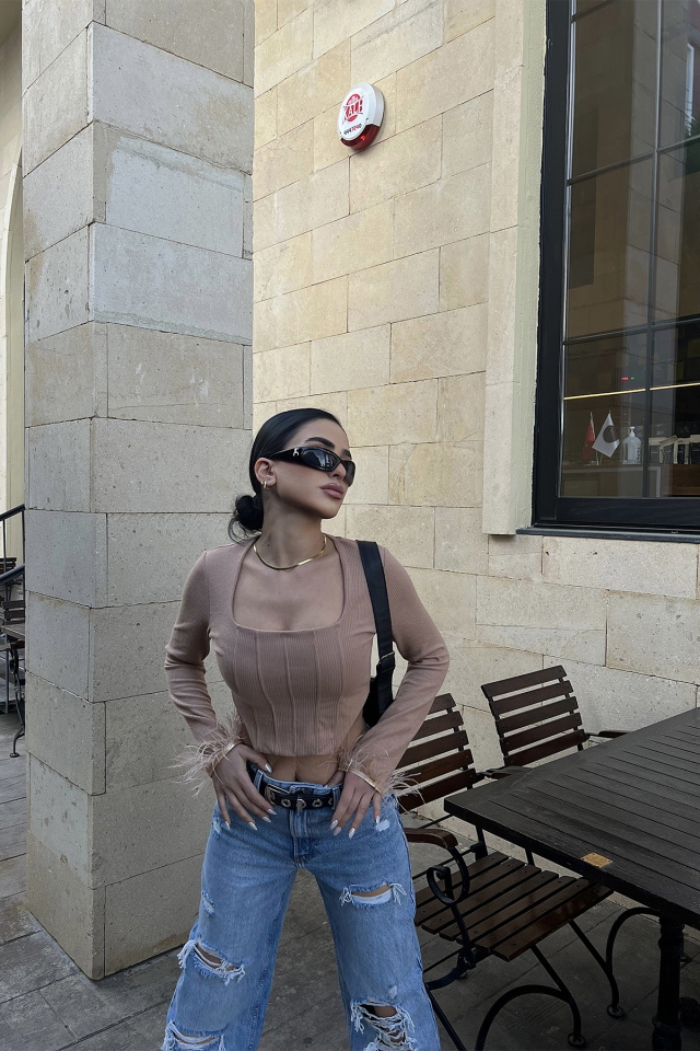 Bej Kare Yaka Crop Top ATE3692 - 4
