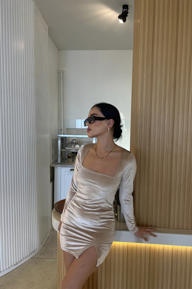 Bej kare Yaka Yırtmaç Detay Elbise ATE2875 - 3