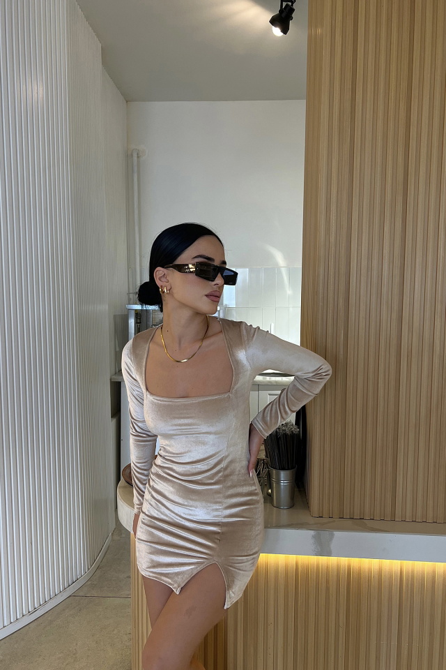 Bej kare Yaka Yırtmaç Detay Elbise ATE2875 