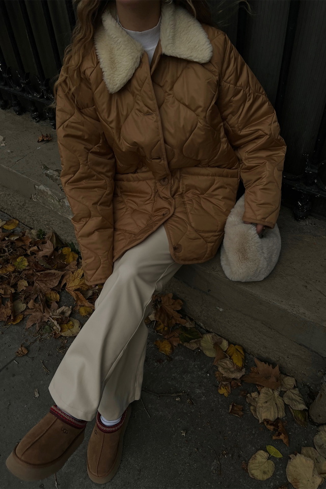 Bej Kürk Detay Kapitone Mont ATE2976 - 2