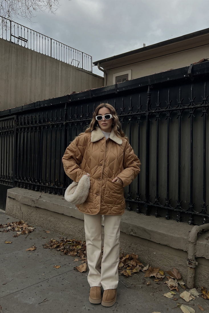 Bej Kürk Detay Kapitone Mont ATE2976 - EYYO