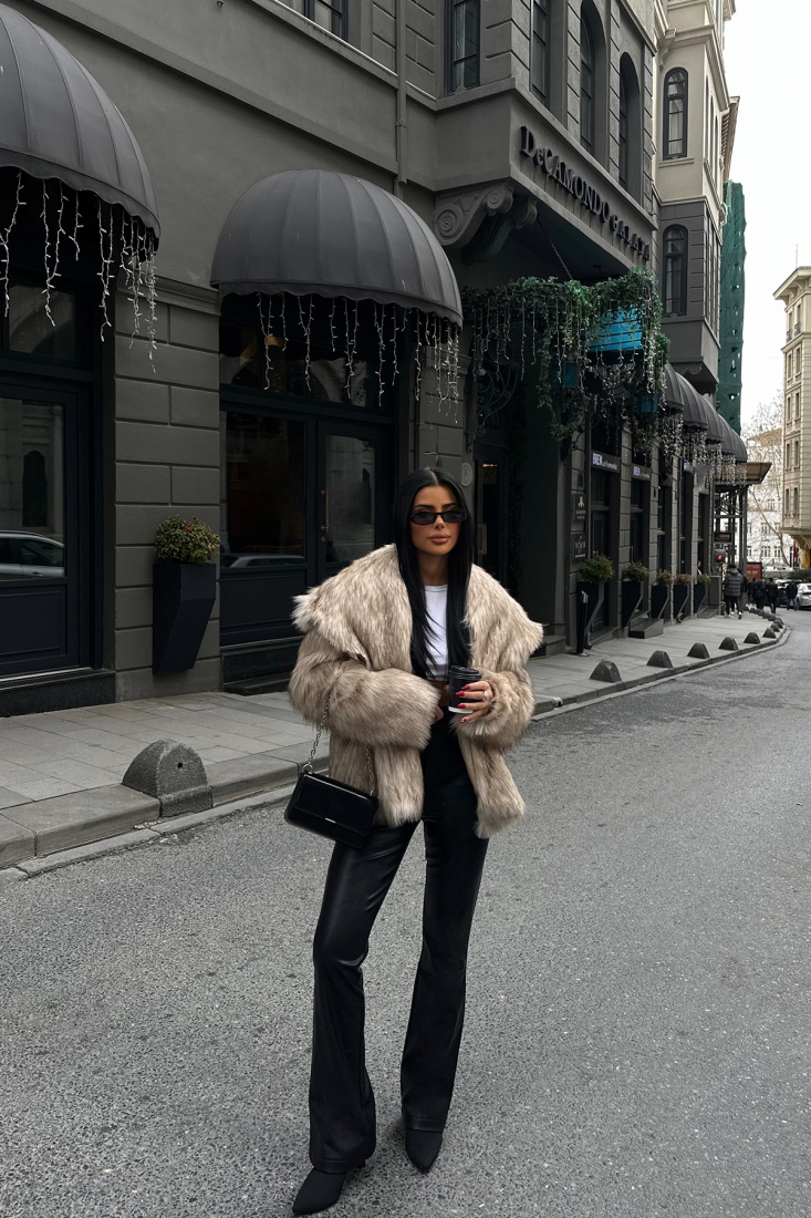 Bej Mendil Yaka Kürk ATE-0760 - EYYO