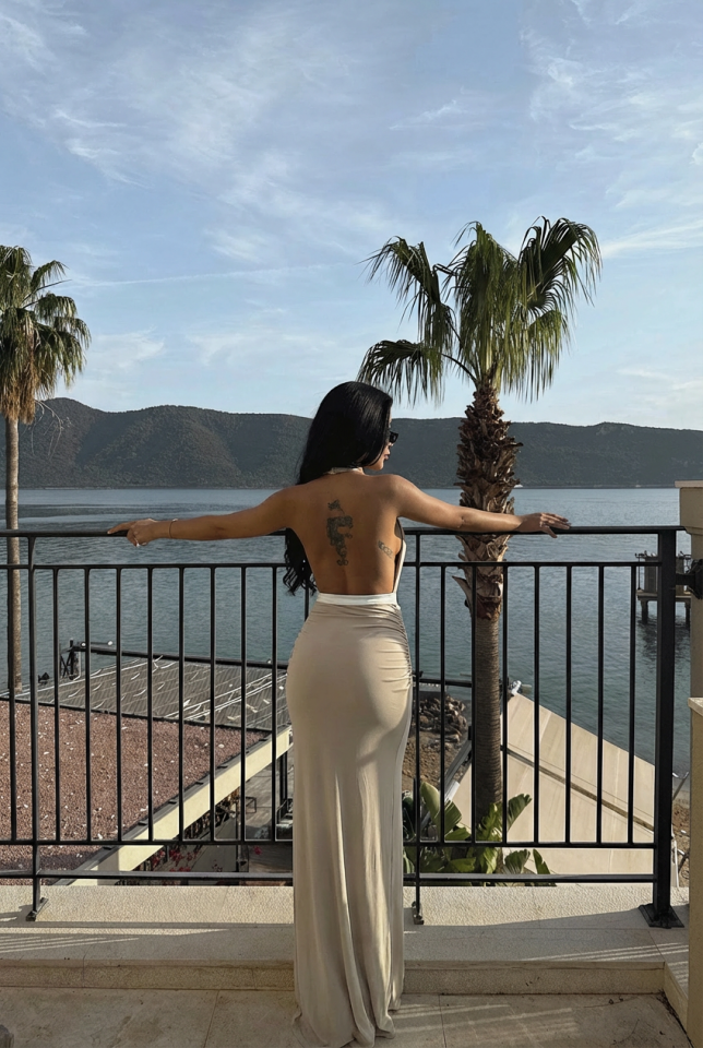 Bej Giselle Fiyonk Detaylı Yırtmaçlı Elbise ATE-3022 - 3