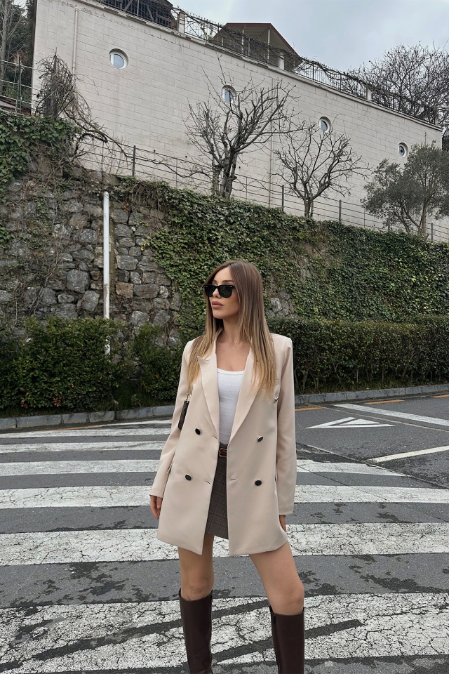 Bej Önü Düğmeli Ceket ATE4790 - 2