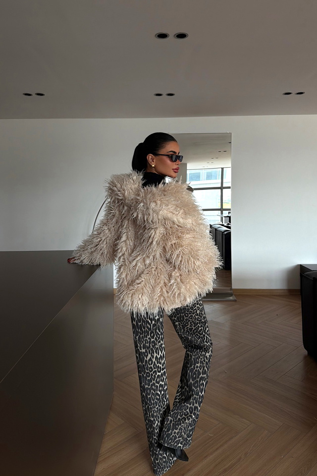 Bej Peluş Kürk Ceket ATE-4319 - 4