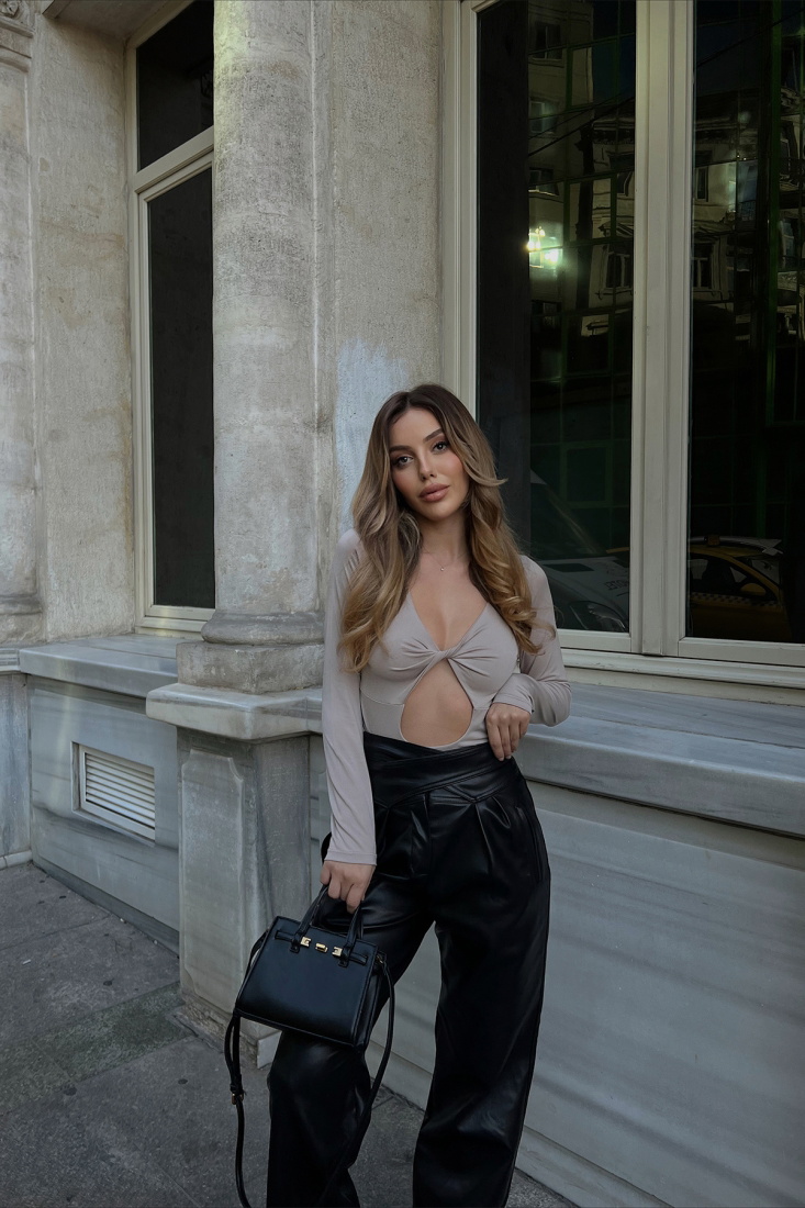 Bej Pencere Detay Bodysuit ATE2204 - EYYO