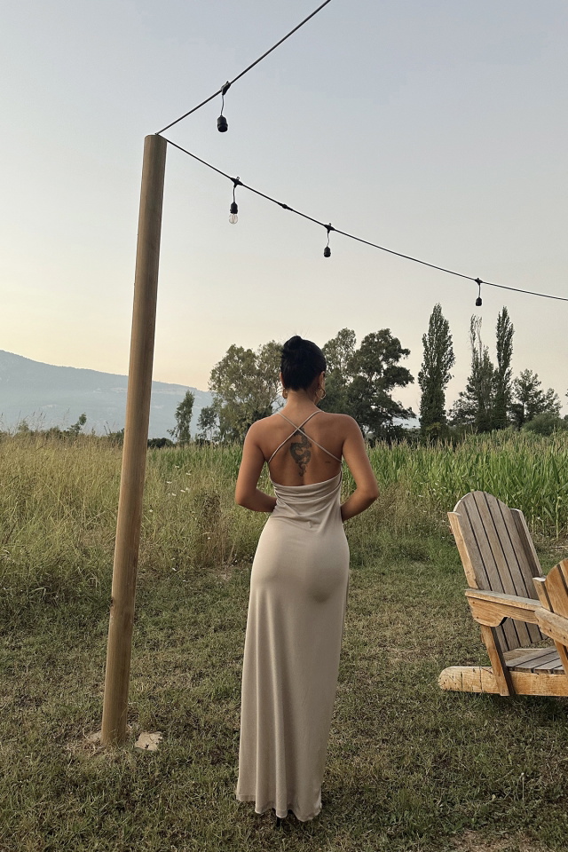 Bej Sırt Detay Derin Yırtmaçlı Elbise ATE8189 - 10