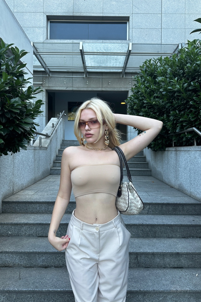 Bej Straplez Crop Top ATE7640