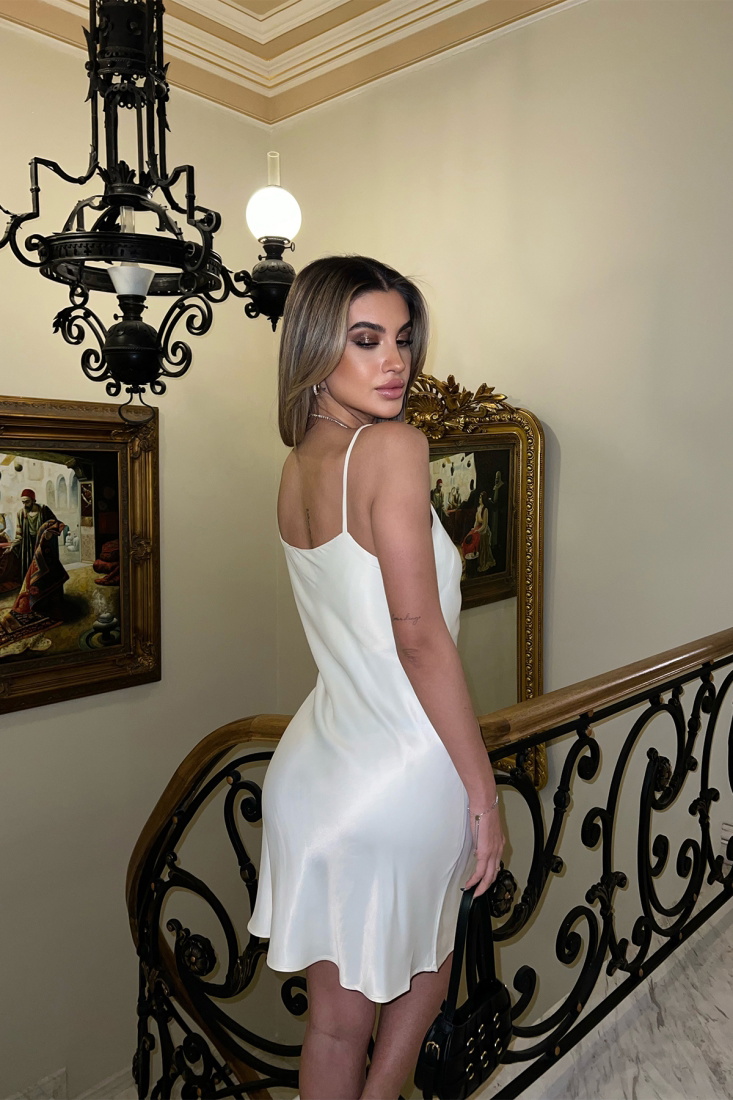 Bej Zincir Detay Mini Elbise ATE3769 - EYYO