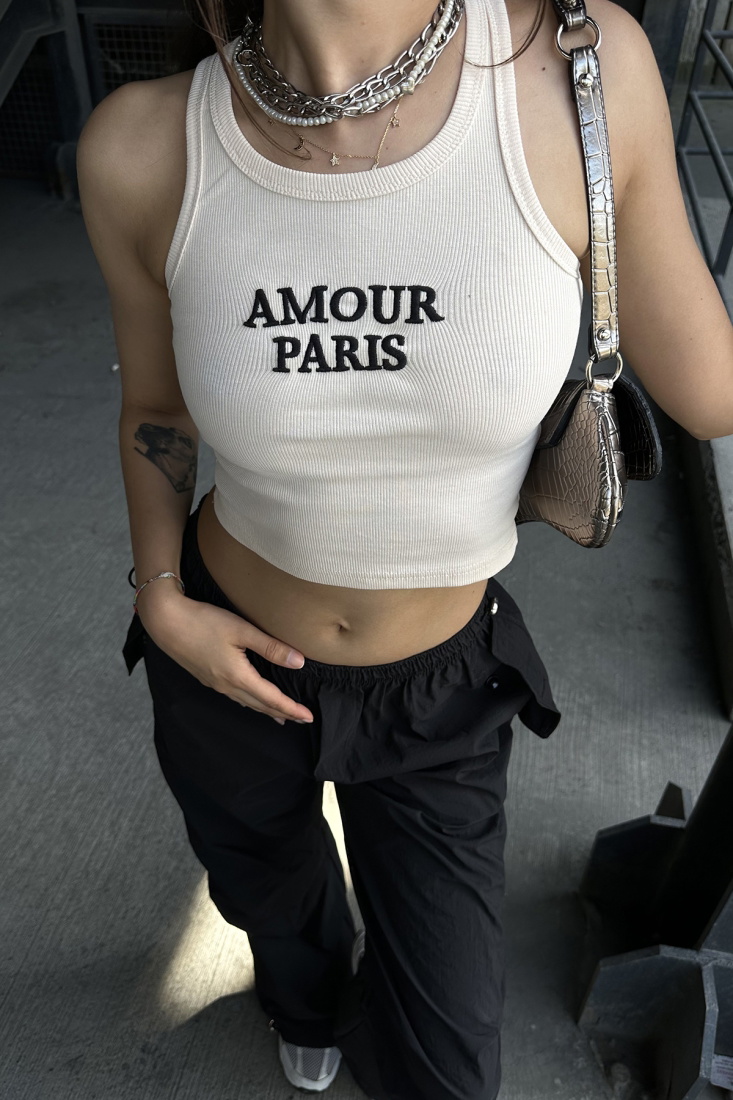 Beyaz Amour Parıs Yazılı Crop Top ATE7318 - EYYO