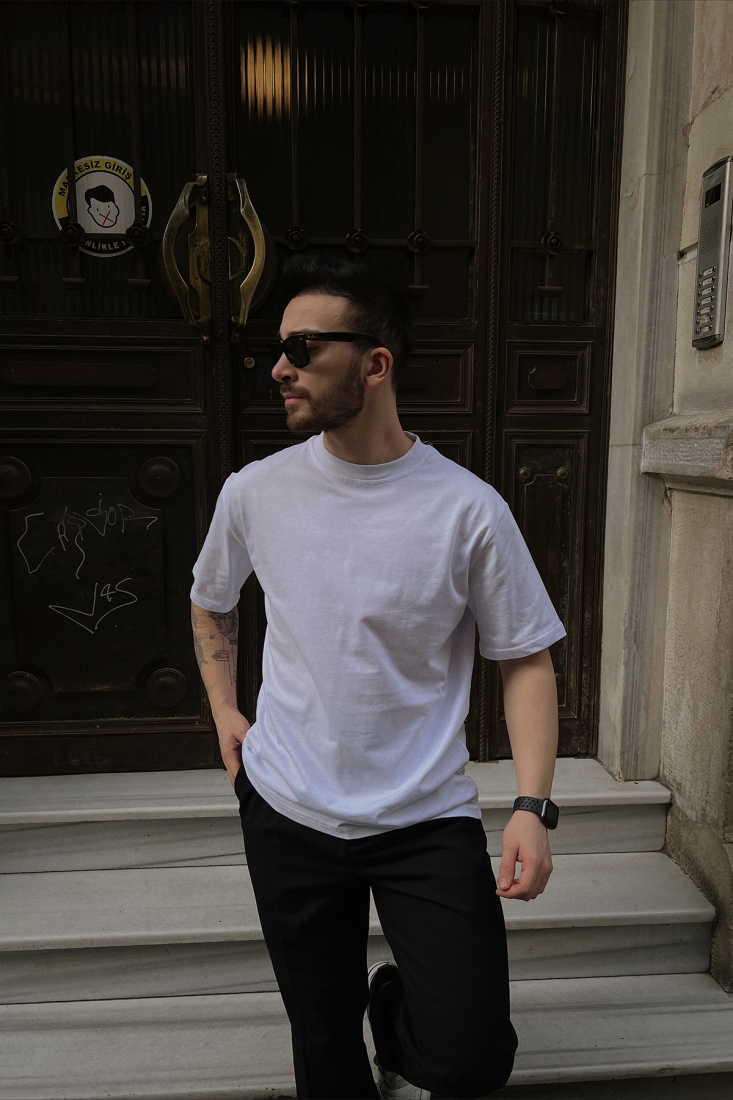 Beyaz Arkası Yazılı Tişört ATE4392 - EYYO