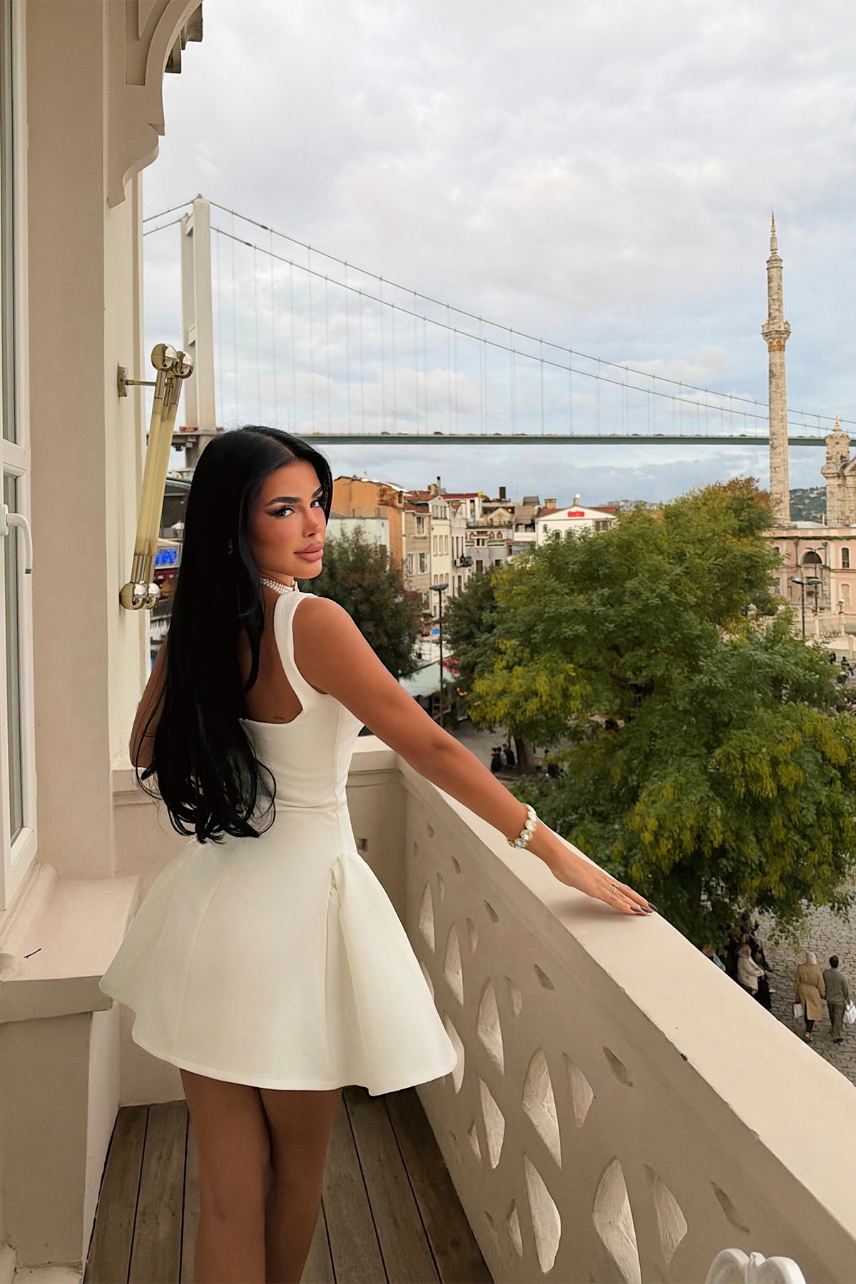Beyaz Askılı Basic Elbise - 4