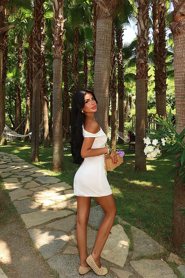 Beyaz Askılı Mini Elbise 