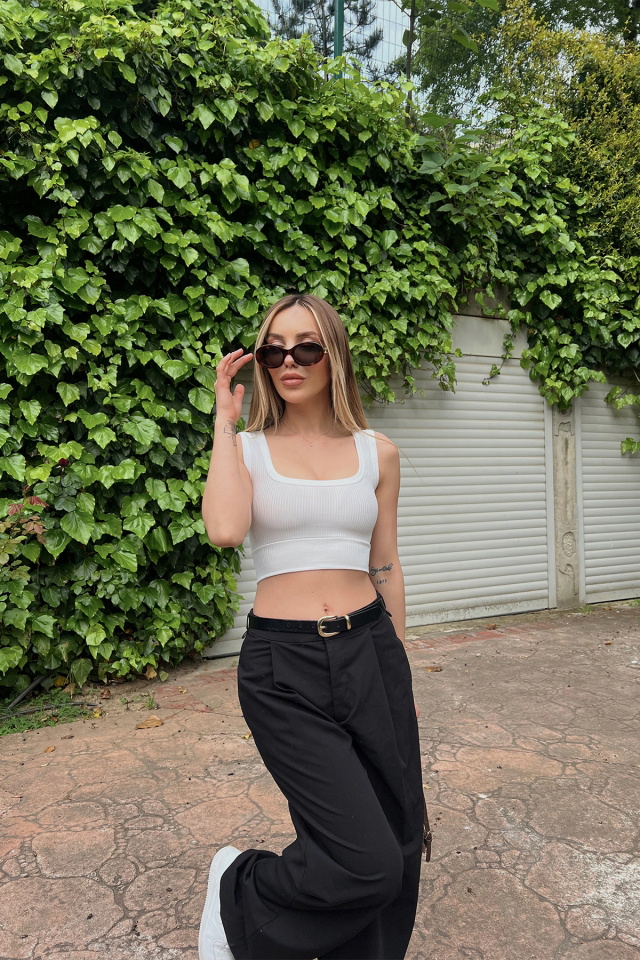 Beyaz Askılı Triko Crop Top ATE6842 - 2