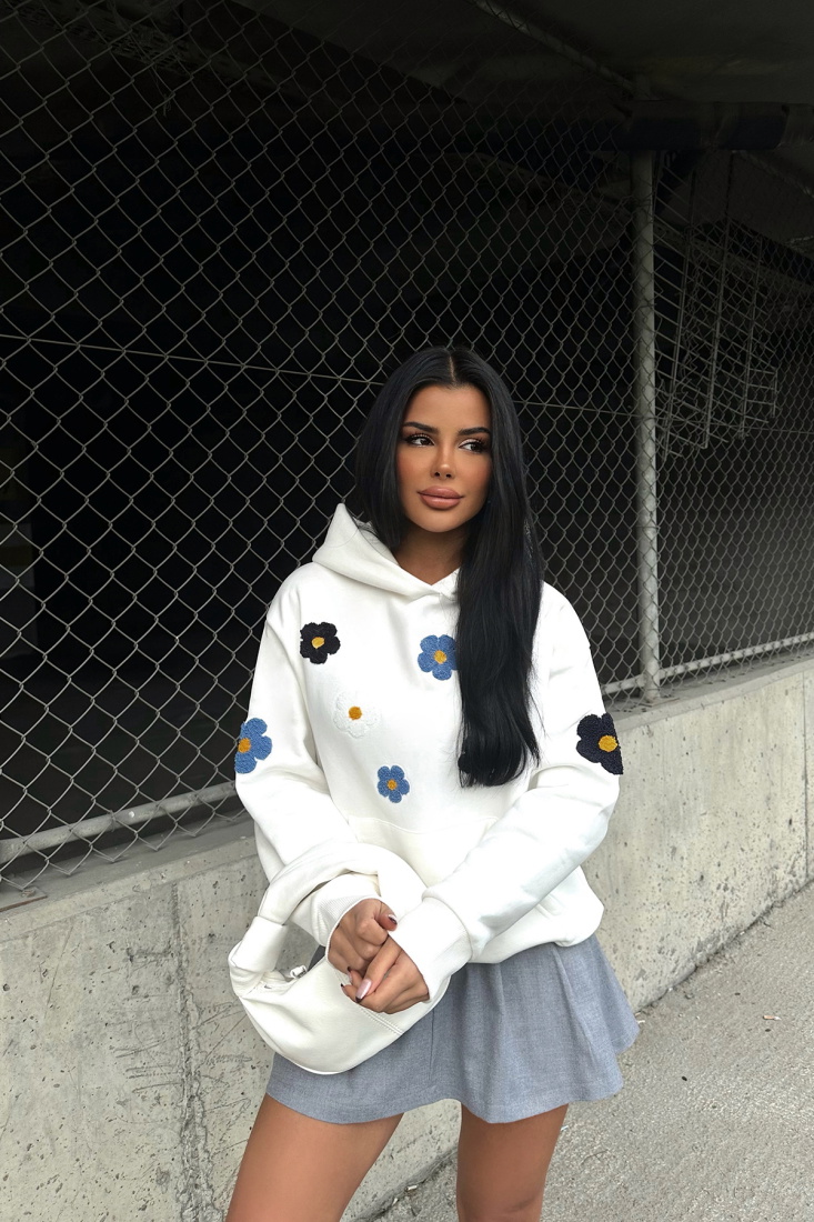Beyaz Astrıd Çiçek Nakışlı Sweat ATE-0665 - EYYO