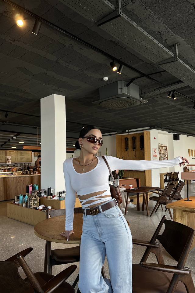 Beyaz Bağlamalı Crop Top ATE2428