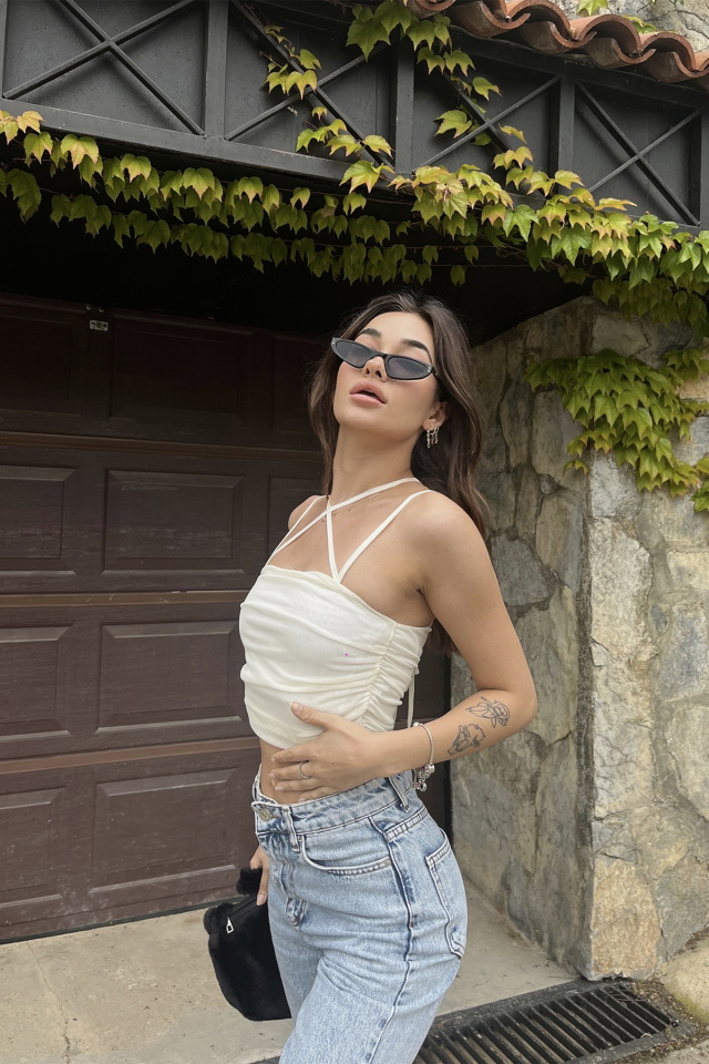 Beyaz Sırt Detay Bağlamalı Crop Top ATE6707