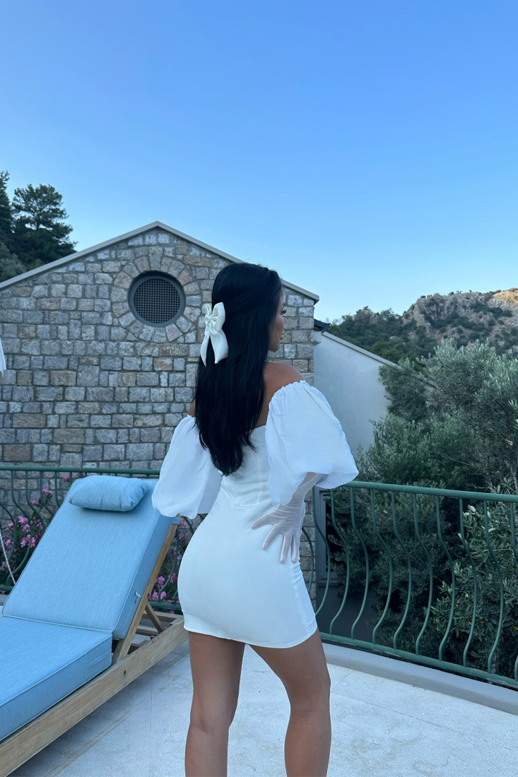 Beyaz Balon Kol Straplez Elbise ATE7431 - EYYO