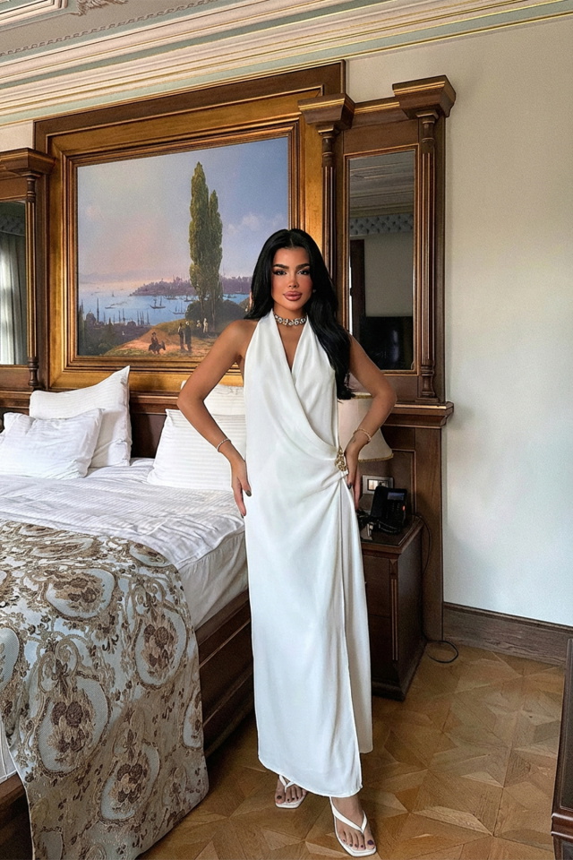 Beyaz Constas Aksesuar Detaylı Elbise ATE-3551 