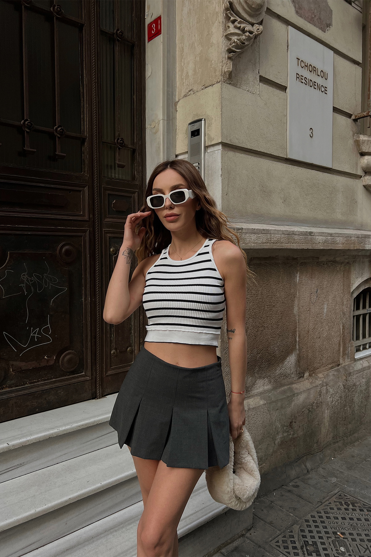 Beyaz Çizgili Crop Top - 1