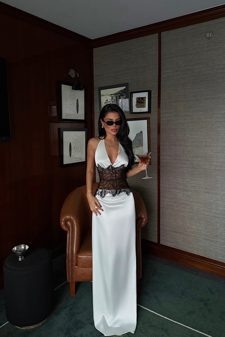 Beyaz Bathy Uzun Dantel Detaylı Saten Elbise ATE-4052 - EYYO