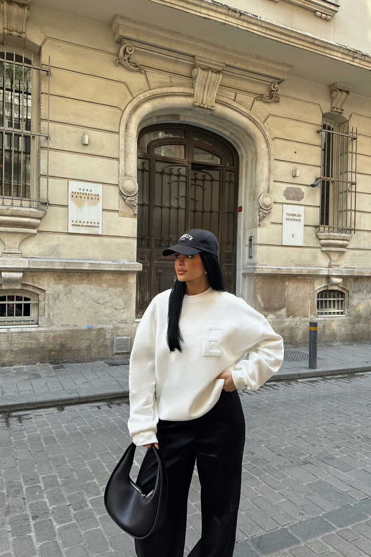 Beyaz E Nakışlı Sweat ATE-0707 - EYYO