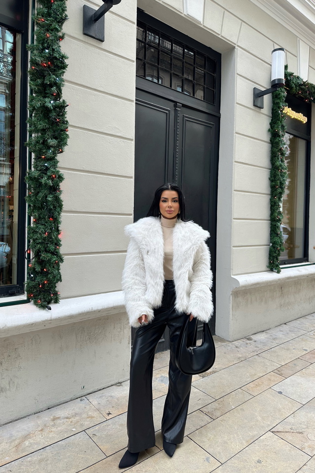 Beyaz Eva Kısa Kürk ATE-0681 - 4