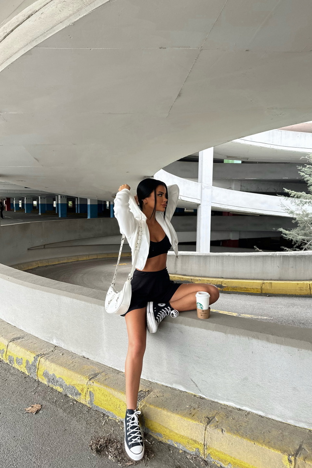 Beyaz Fermuar Detay Crop Top ATE-0370 - 4