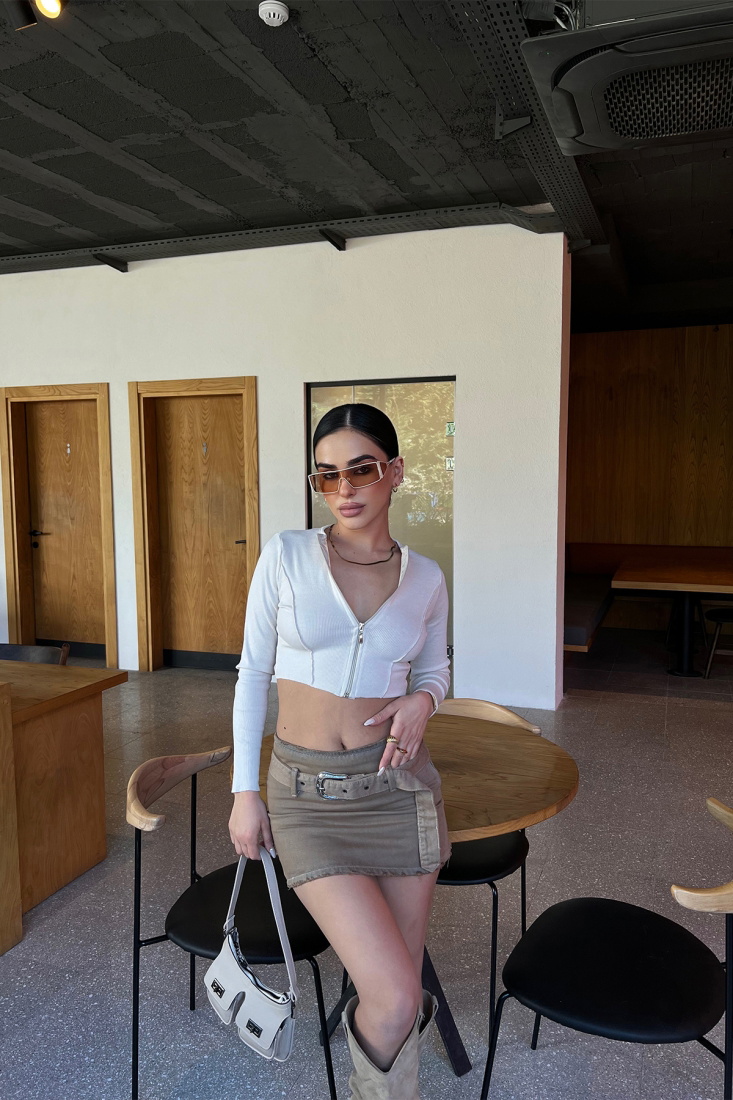 Beyaz Fermuar Detay Crop Top ATE3829 - EYYO