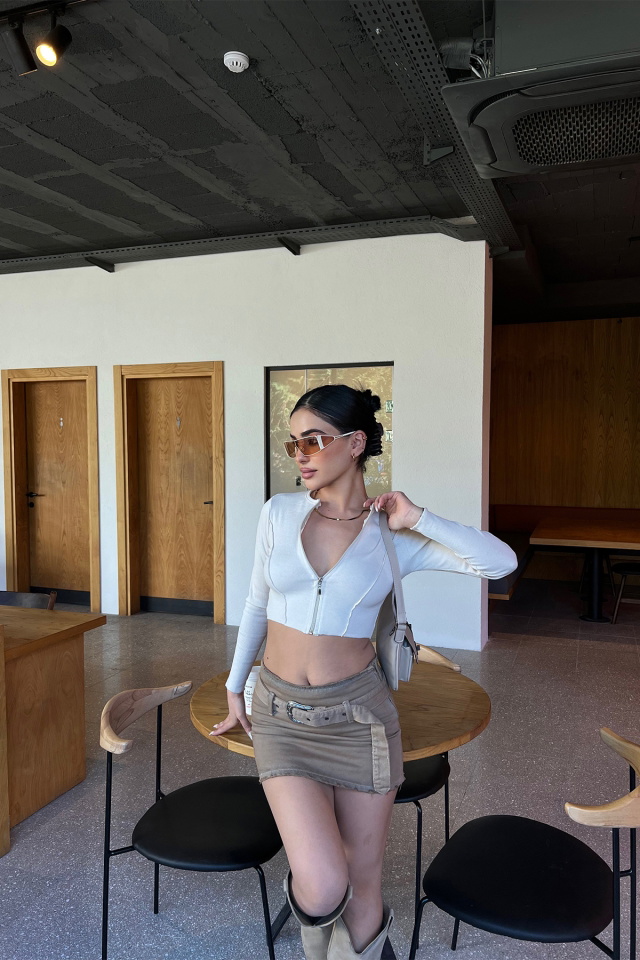 Beyaz Fermuar Detay Crop Top ATE3829 - 4