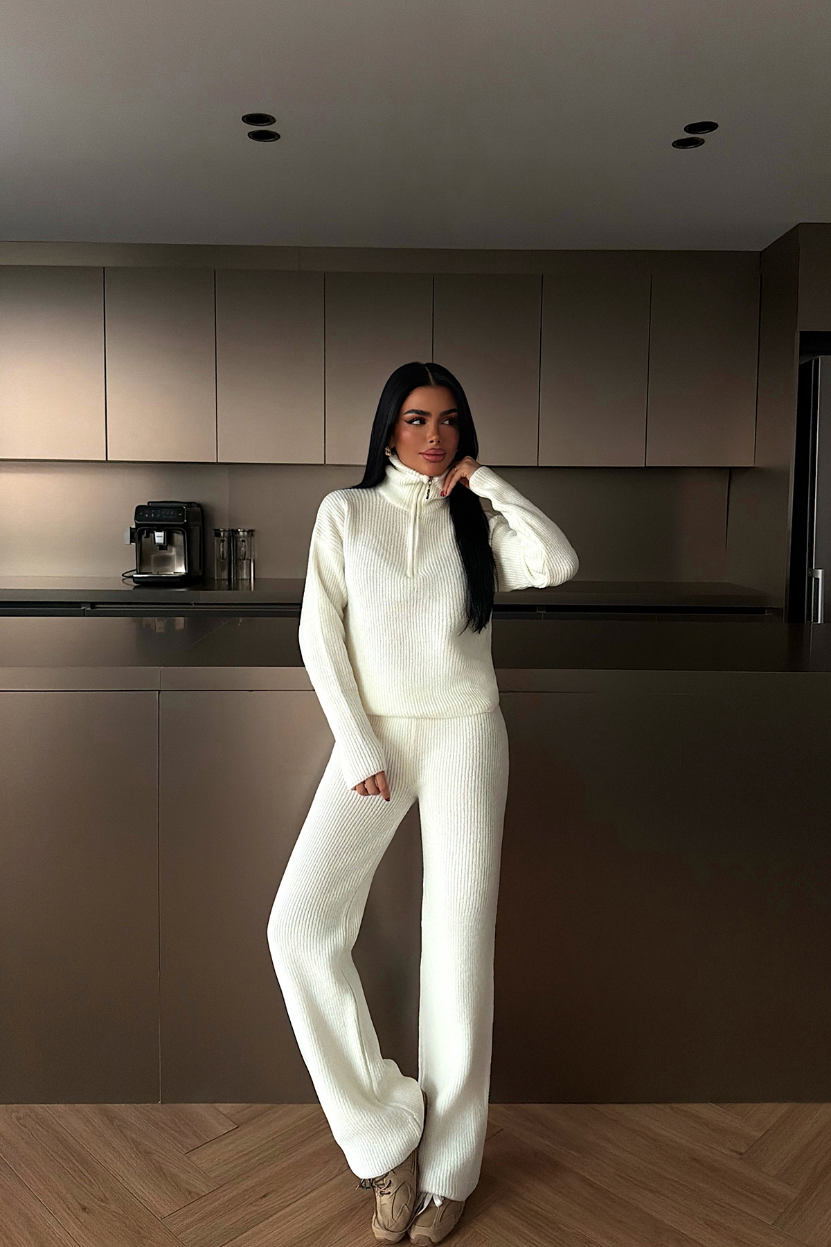 Beyaz Nalani Triko Takım - 3