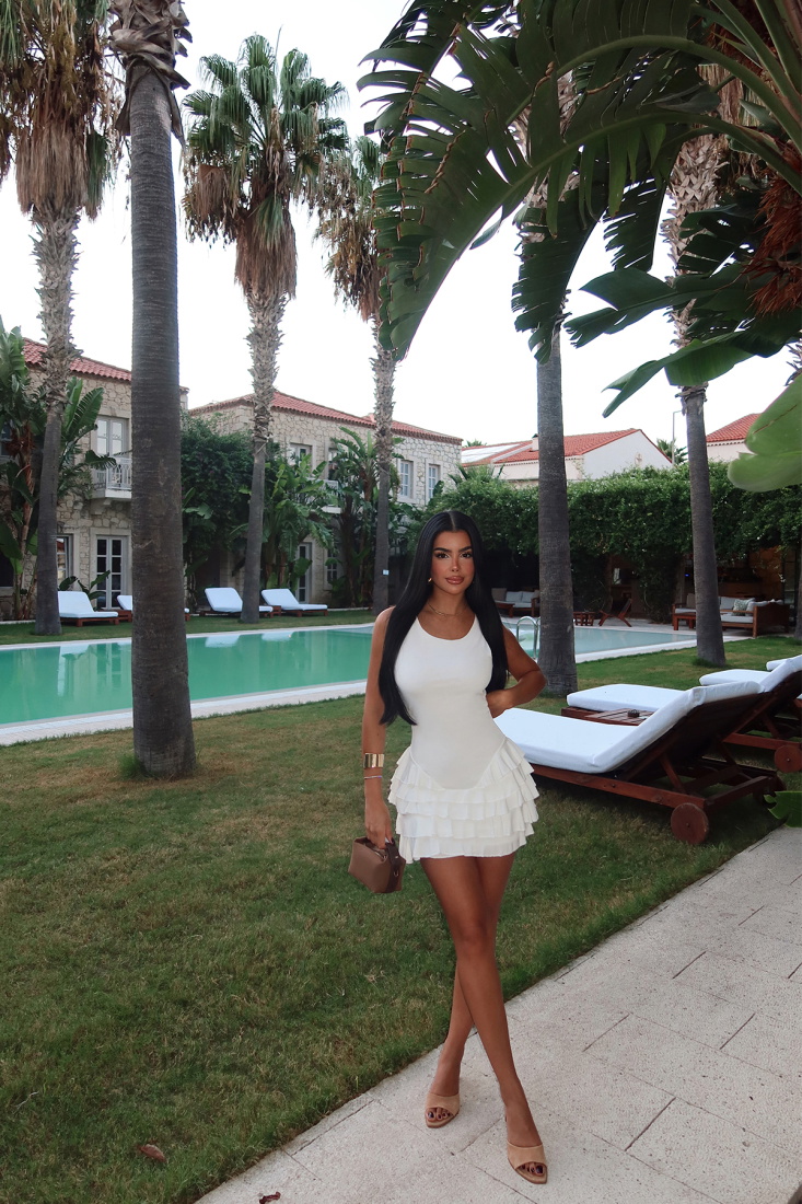 Beyaz Naia Fırfırlı Elbise ATE-1357 - EYYO