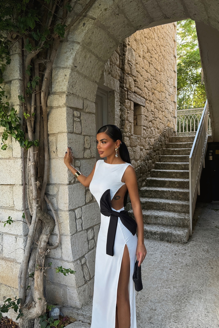 Beyaz Dorien Fiyonklu Sırt Dekolteli Elbise ATE-1628 - EYYO