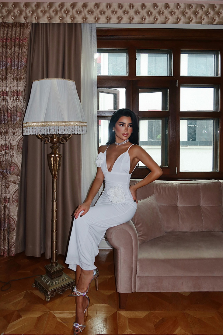 Beyaz Blouse Gül Detaylı Elbise ATE-3434 - EYYO