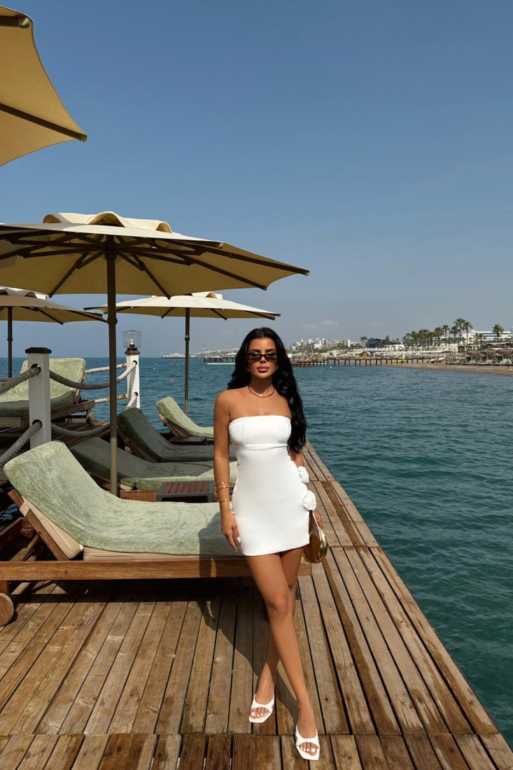 Beyaz gül Detay Mini Elbise ATE-1353 - EYYO