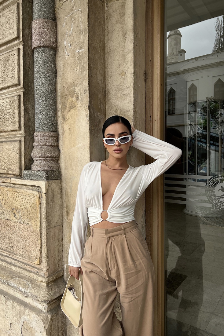 Beyaz Halka Detay Crop Top ATE3677 - EYYO