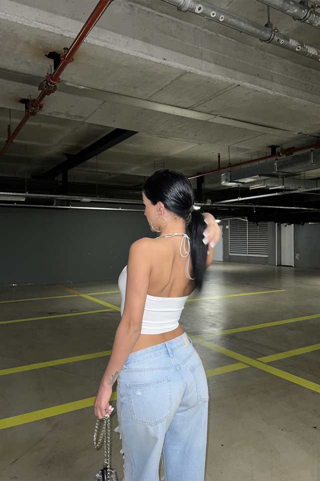 Beyaz Halka Detay İp Askılı Crop Top