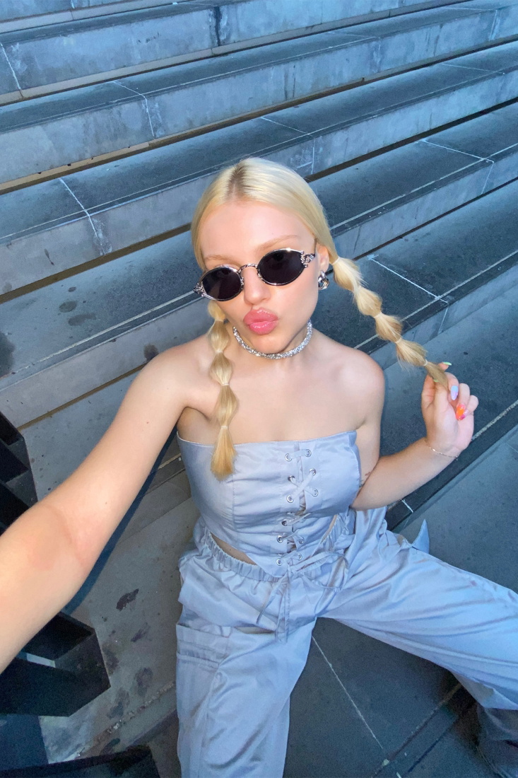 Beyaz İnce Çerçeveli Gözlük ATE3282 - 